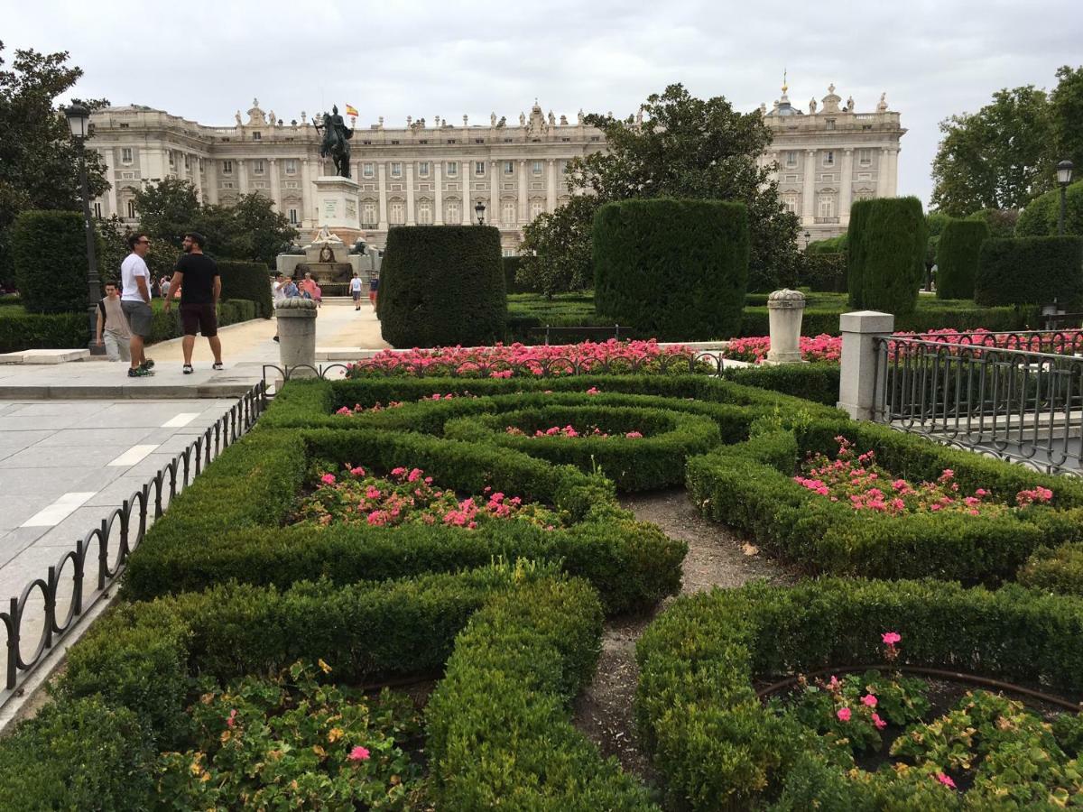 En Palacio Casa Entera Con Dos Suites Madrid Esterno foto